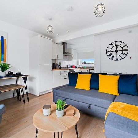 Village Cwtch Whitchurch 2 Bedroom Apartment Cardiff Esterno foto
