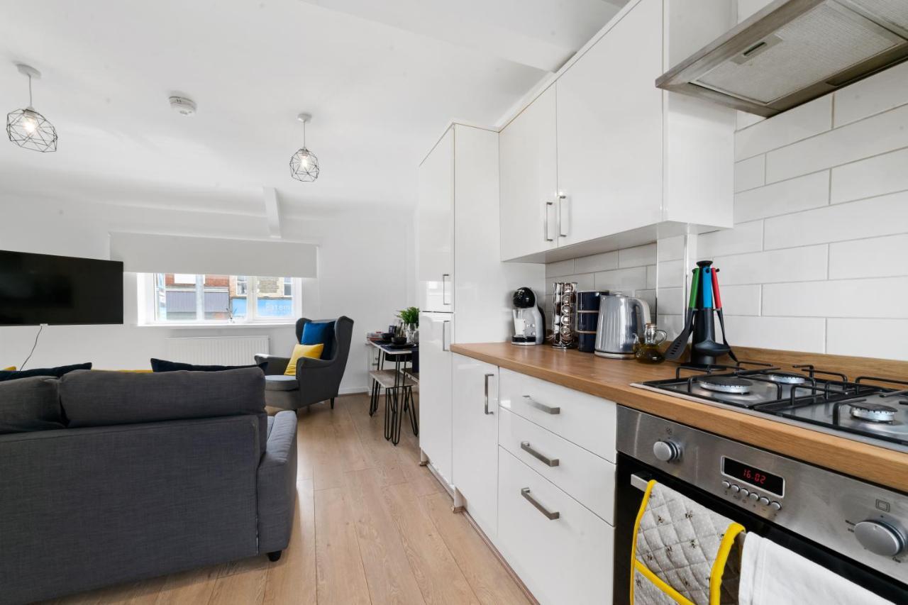 Village Cwtch Whitchurch 2 Bedroom Apartment Cardiff Esterno foto