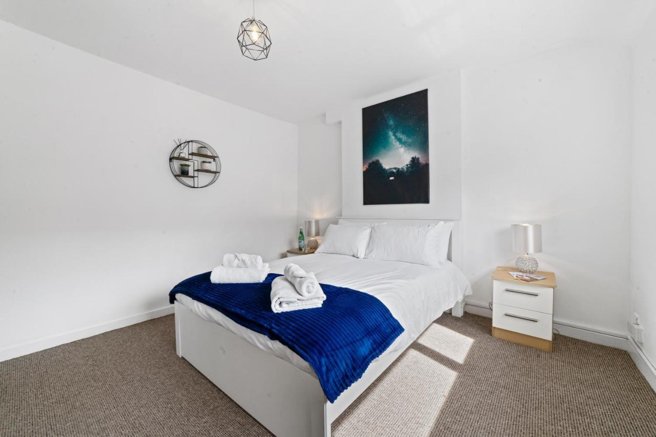 Village Cwtch Whitchurch 2 Bedroom Apartment Cardiff Esterno foto